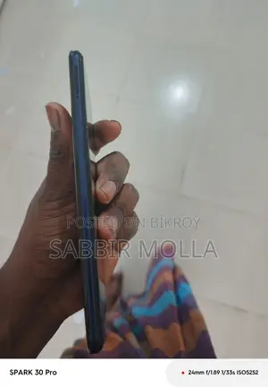 Realme 8 8gb 128 gb (Used)