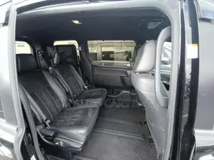 Toyota Esquire Hybrid Gi Premium 2021