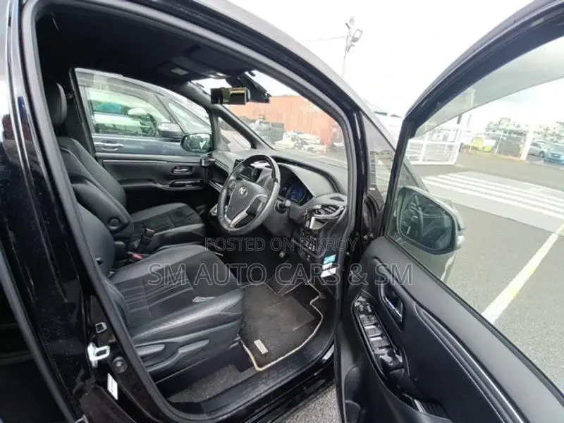 Toyota Esquire Hybrid Gi Premium 2021