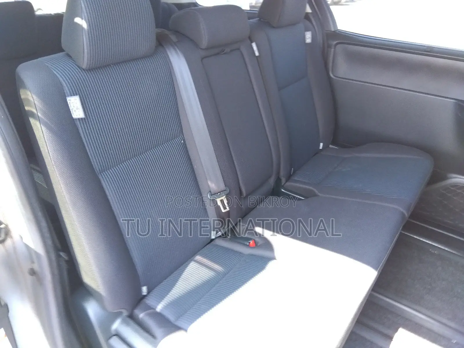 Toyota Noah 1 DOOR POWER KEY 2021