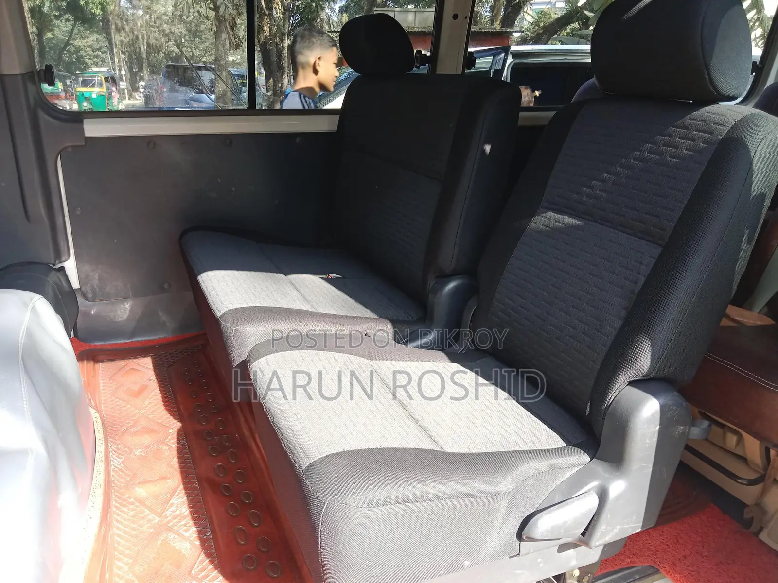 Nissan Urvan craven 2010