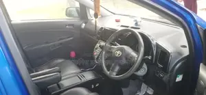 Toyota Wish blue 2003