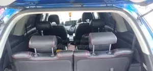 Toyota Wish blue 2003