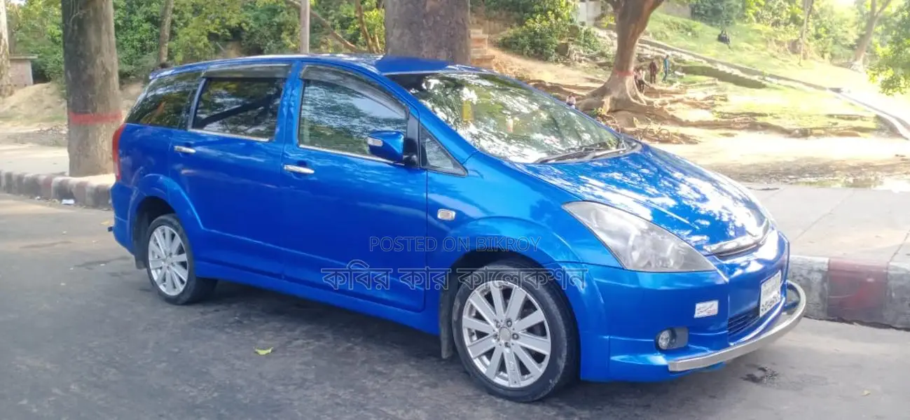 Toyota Wish blue 2003