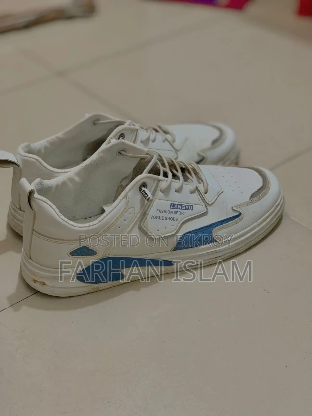 Used shoes size 43