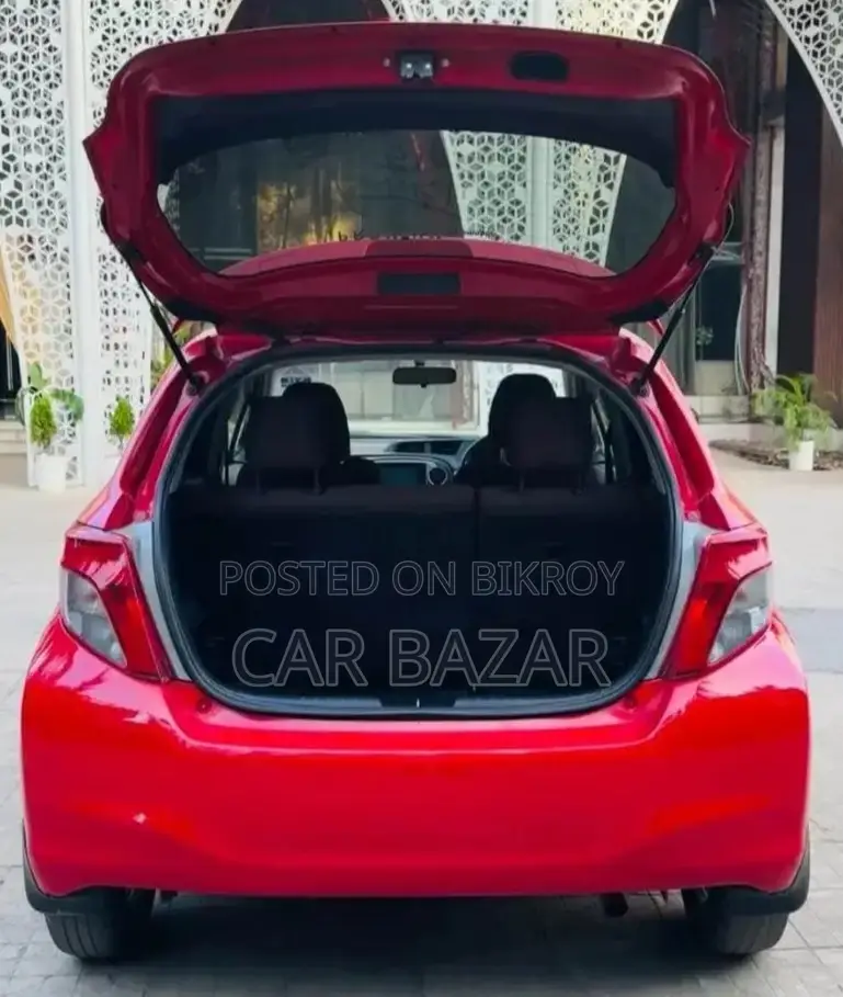 Toyota Vitz X SMART EDITION 2011