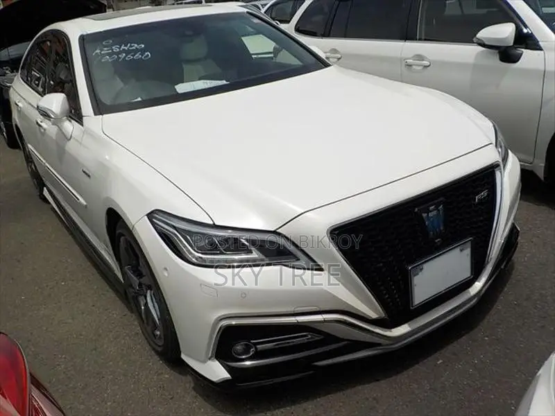 Toyota Crown RS Advance 2018