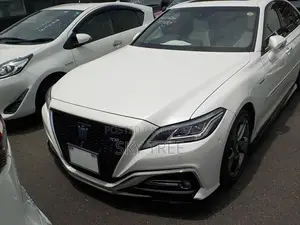 Toyota Crown RS Advance 2018