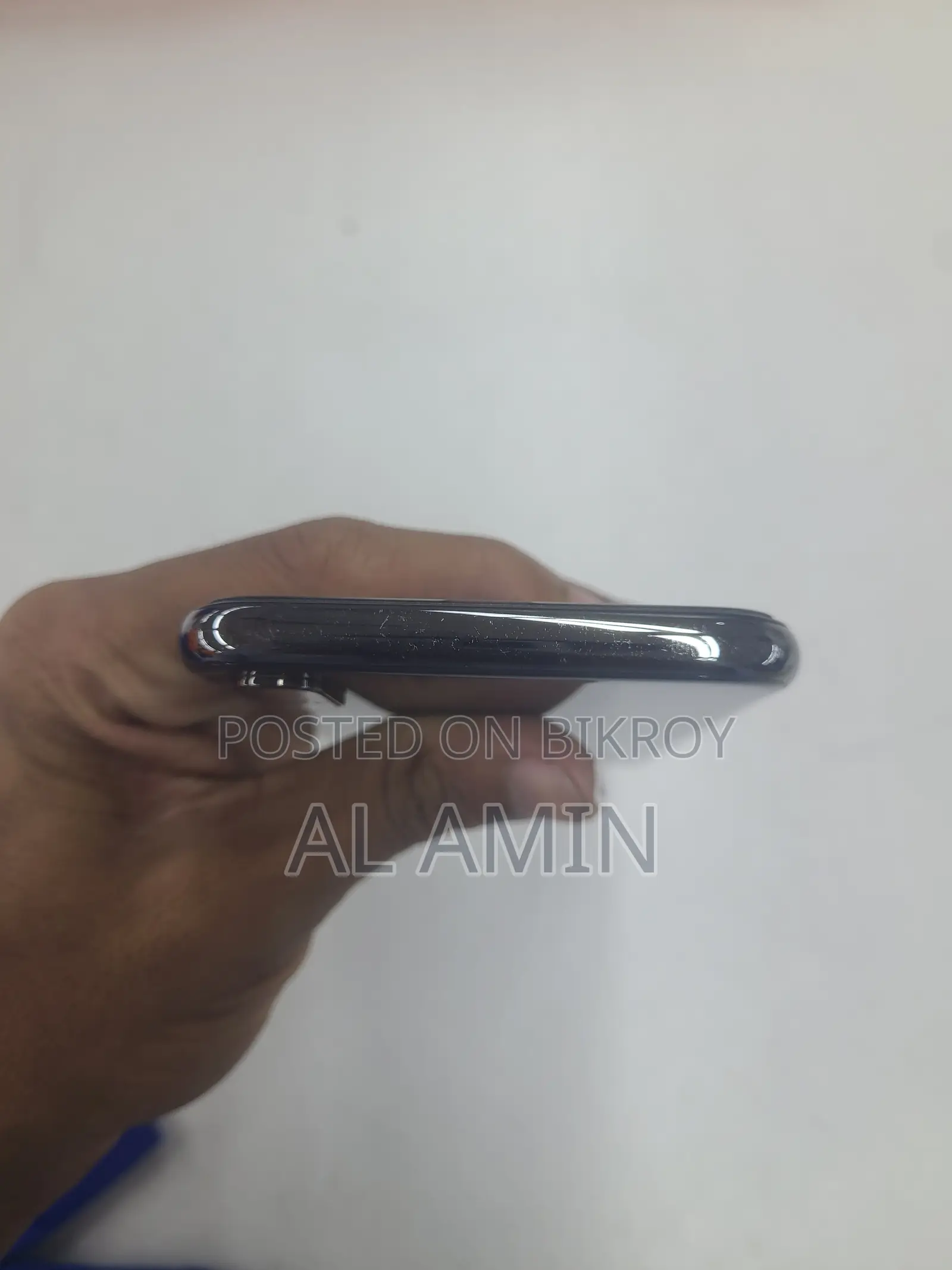 Apple iPhone X 256GB (Used)