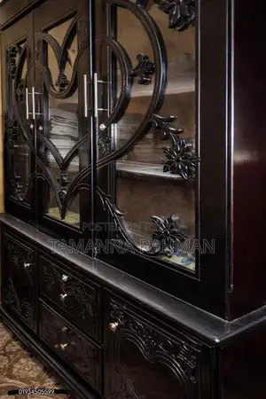 Mirror Panel Steel Showcase
