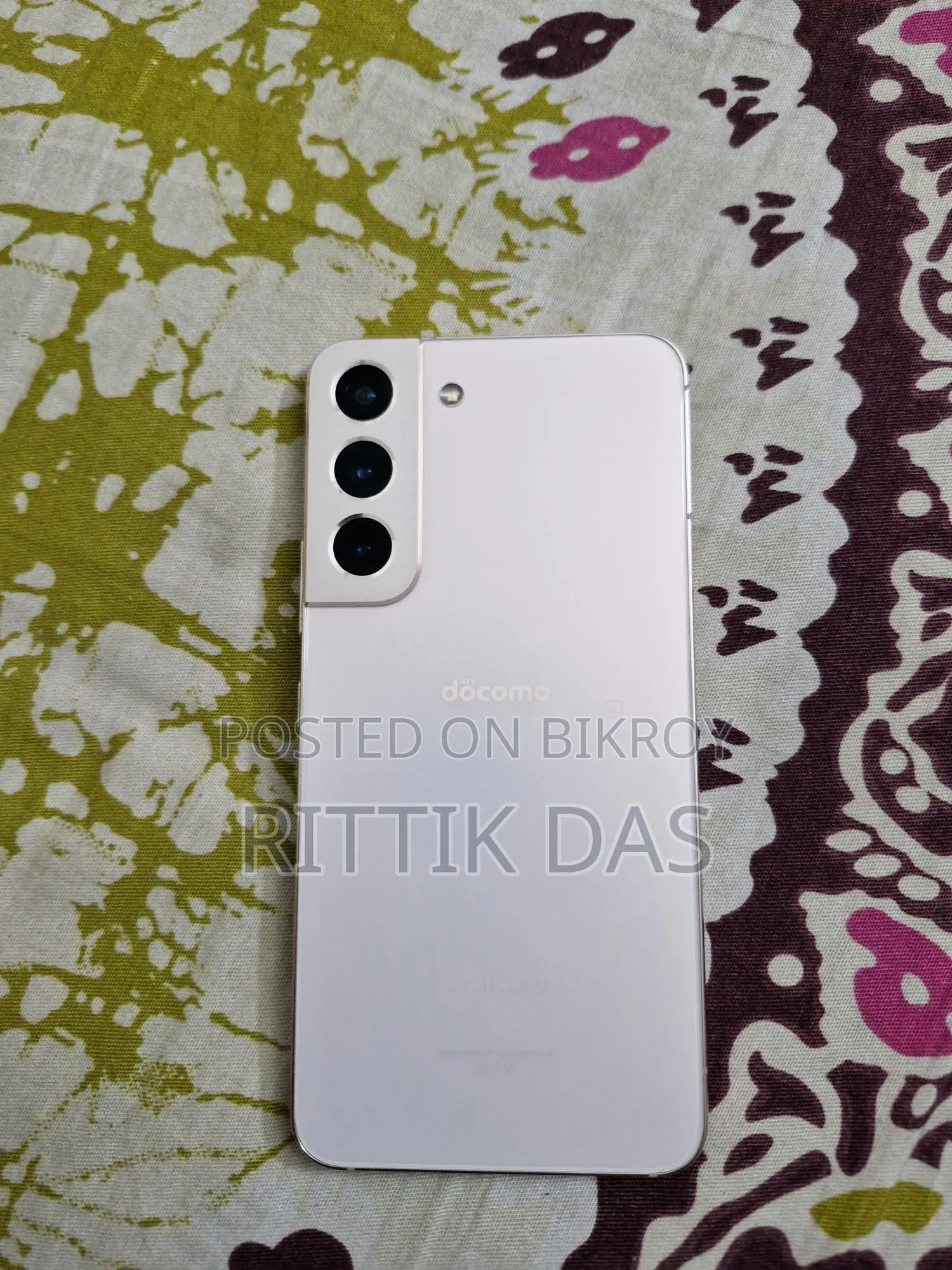 Samsung Galaxy S22 (Used)