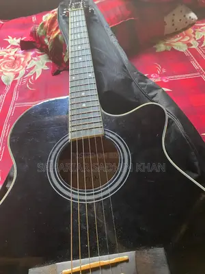 Guitar for sale