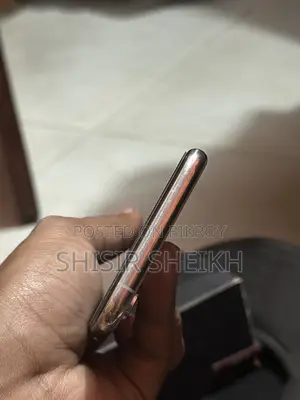Apple iPhone XS (Used)