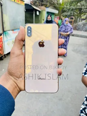 Apple iPhone XS Max . (Used)