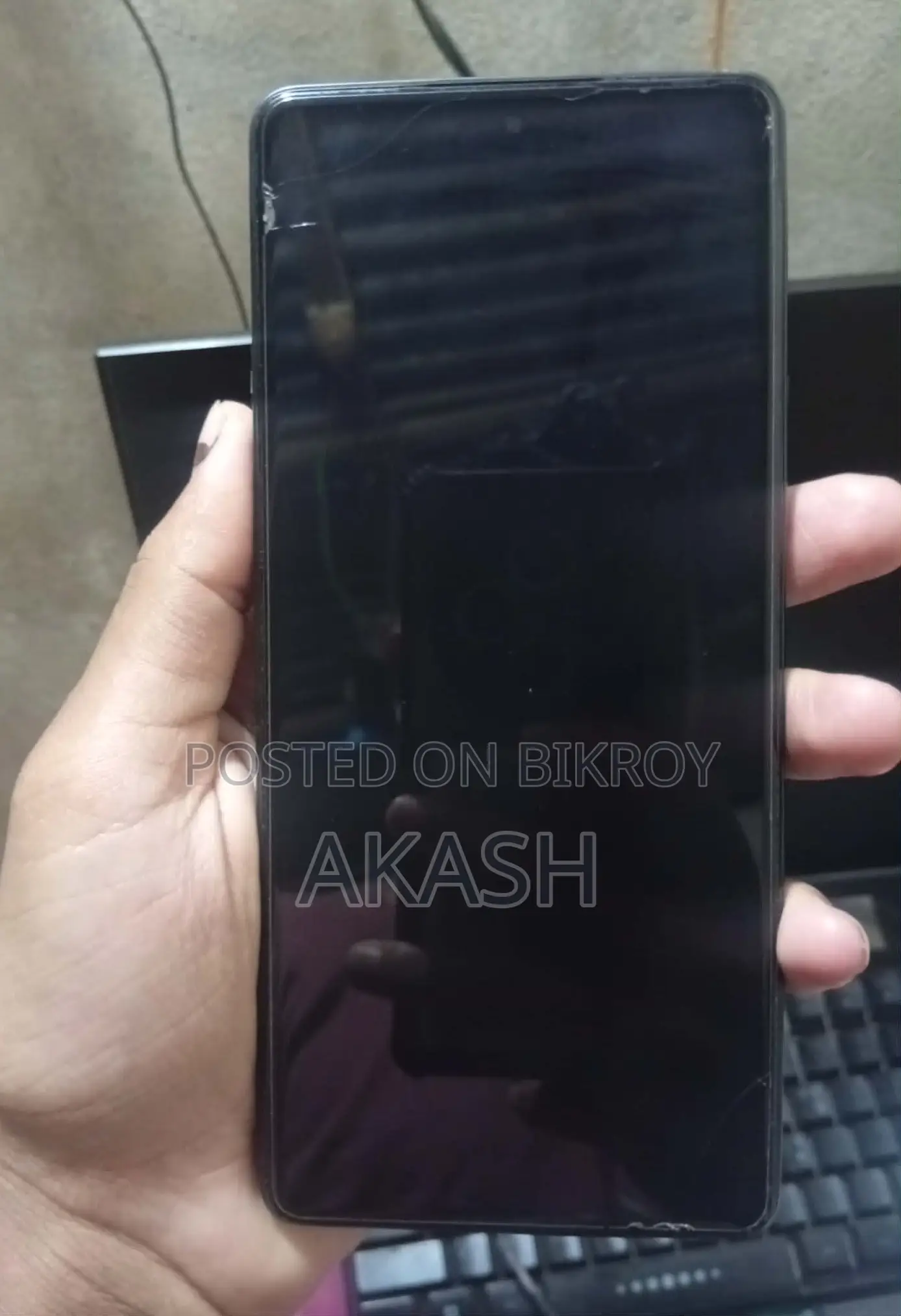 Tecno Camon 30 8/256 (Used)