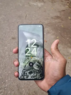 Google Pixel 8 . (Used)