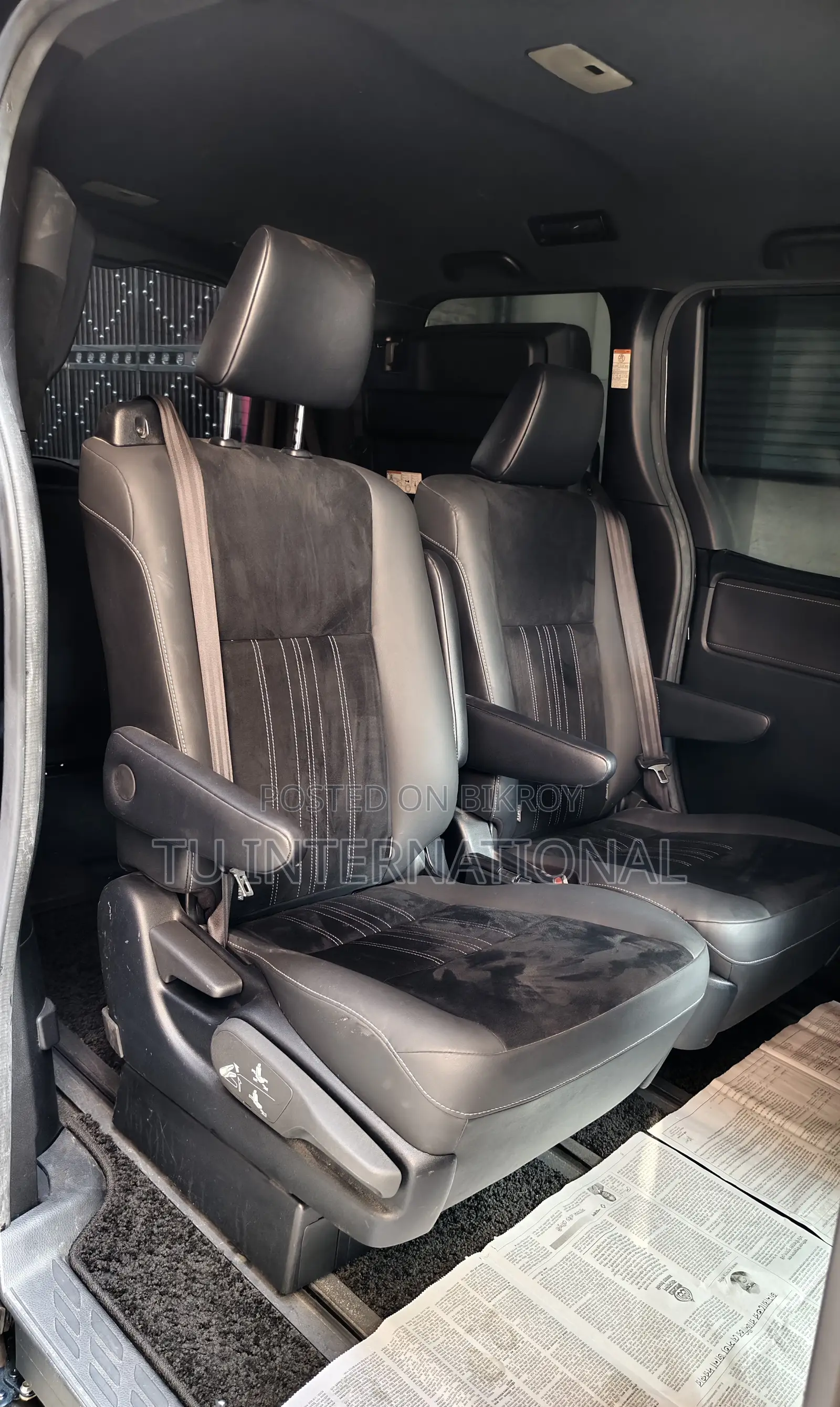 Toyota Esquire PUSH 2 DOOR POWER-HV 2020