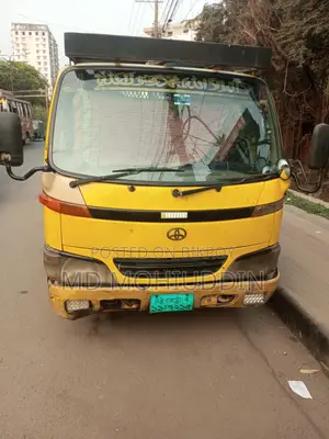 Toyota DYNA truck 2017