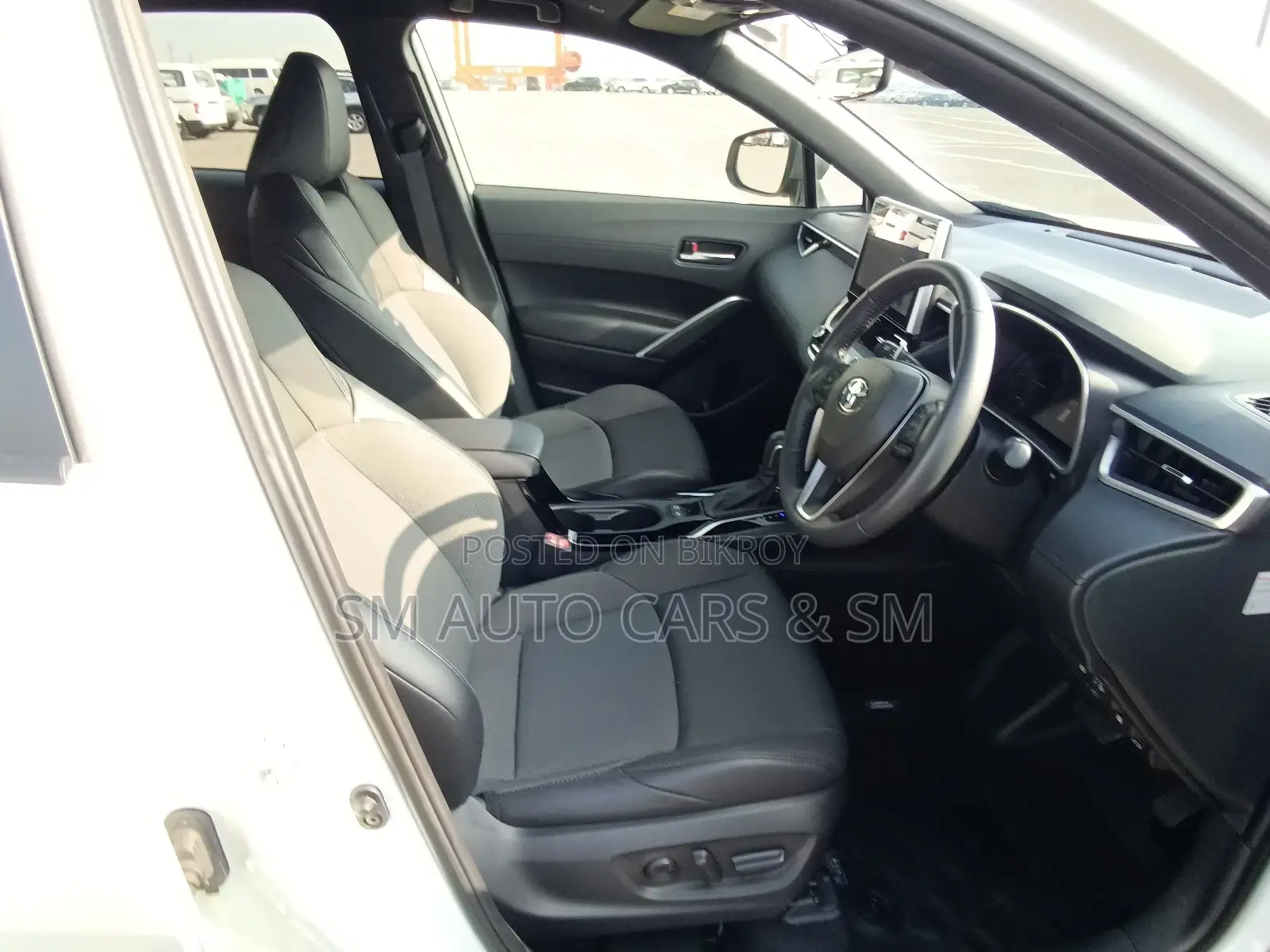 Toyota Corolla Cross Z Pearl Full Option 2023