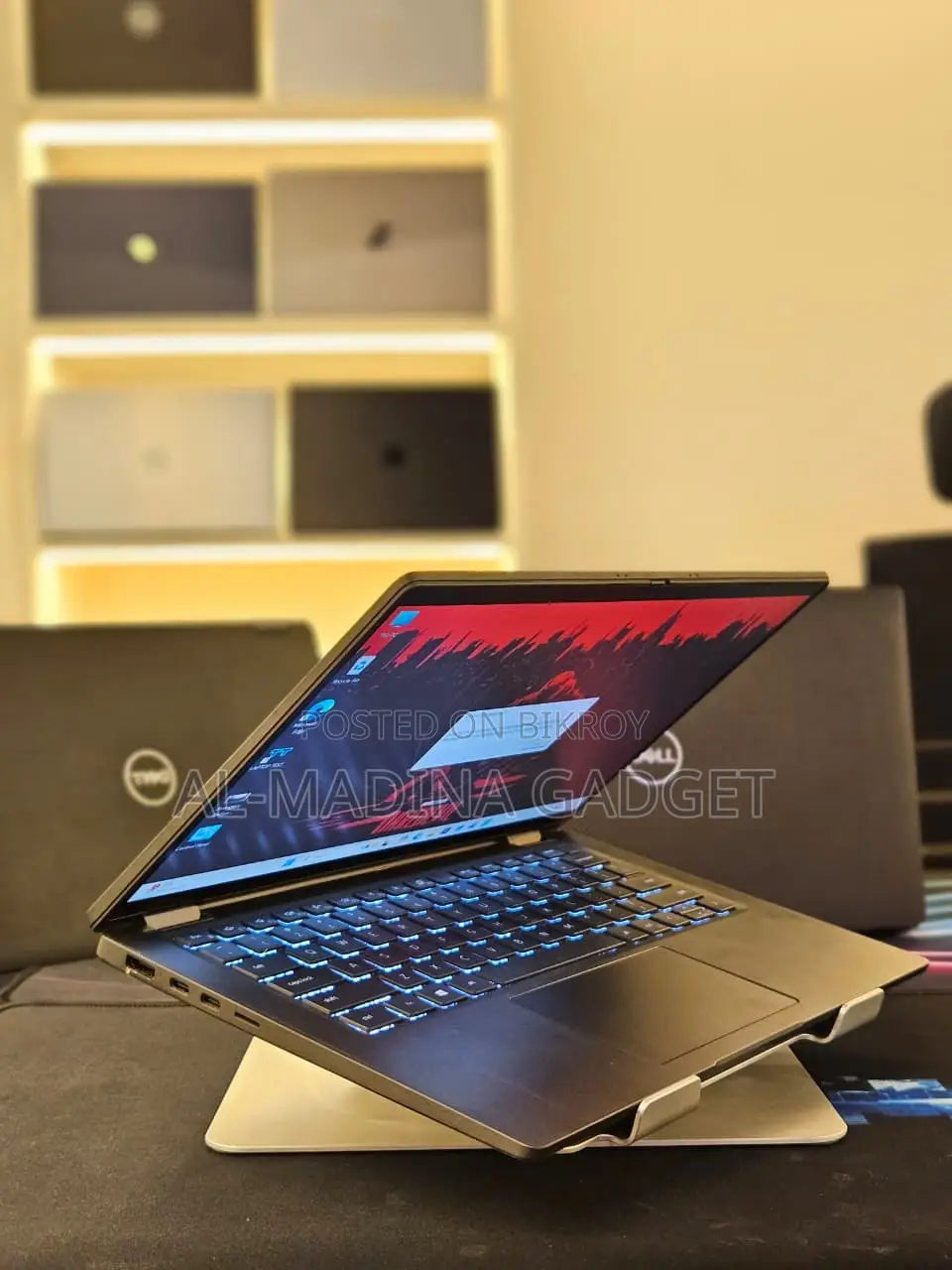 Dell Latitude 7410 Core i5 10th Gen 512GB M.2 SSD 14" Touch x360 Display
