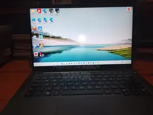 DELL Latitude 7400
