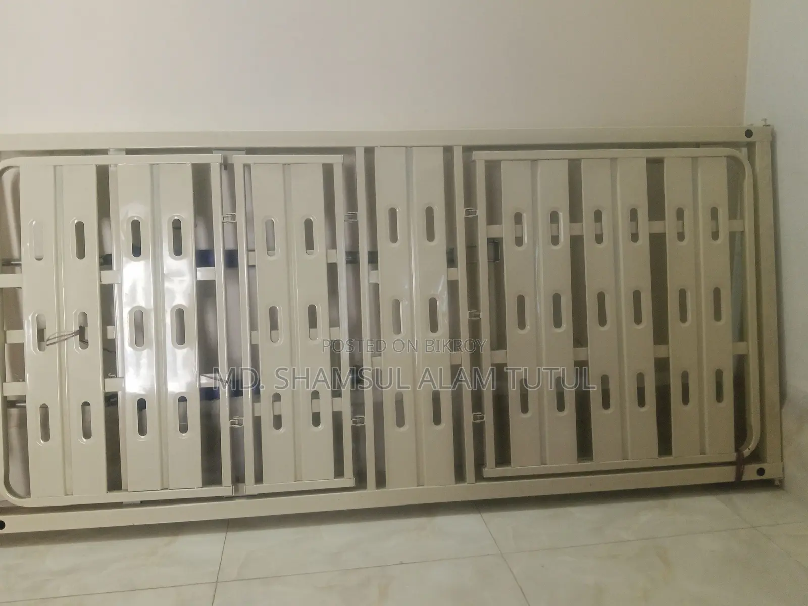 Two Function Hospital Nursing Bed! (Excellent Condition)
