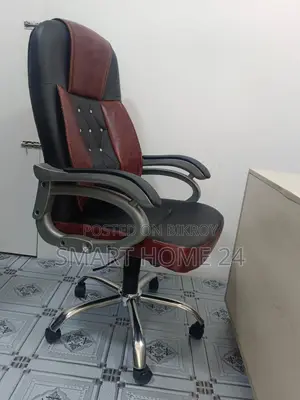 Premium Executive High-Back Office Chair – Dual Color