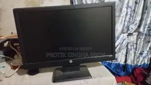 HP 18-inch Monitors