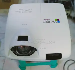 BOXLIGHT ANW335STiA শর্ট থ্রো প্রজেক্টর মেড ইন তাইওয়ান