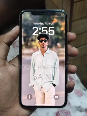 Apple iPhone XS (Used)