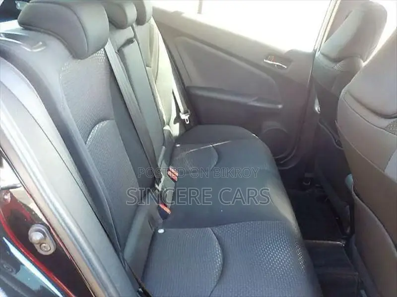 Toyota Prius S PACKAGE 2020