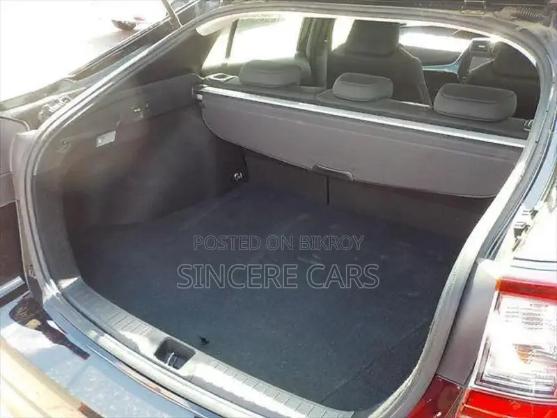 Toyota Prius S PACKAGE 2020