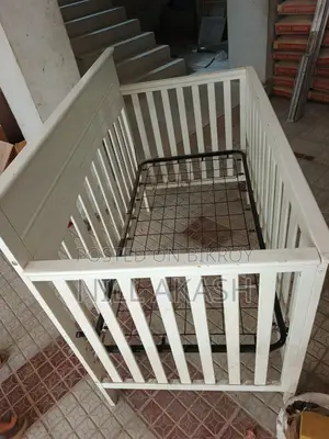 Lauren 4-in-1 Convertible Crib