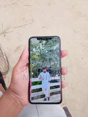 Apple iPhone 11 Pro Max (Used)