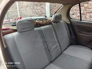 Toyota Platz 2003