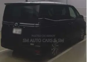 টয়োটা ভক্সি হাইব্রিড এসজেড ব্ল্যাক ২০২২
