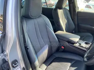 Toyota Crown RS Advance 2021