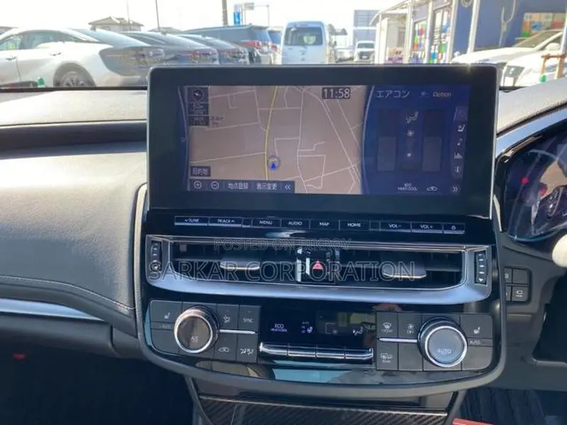 Toyota Crown RS Advance 2021