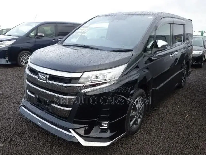 Toyota Noah Non Hybrid WXB Black 2021