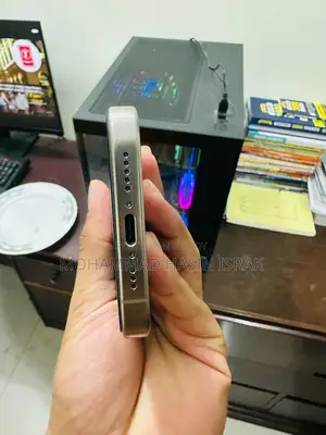 Apple iPhone 15 Pro Singapore (Used)