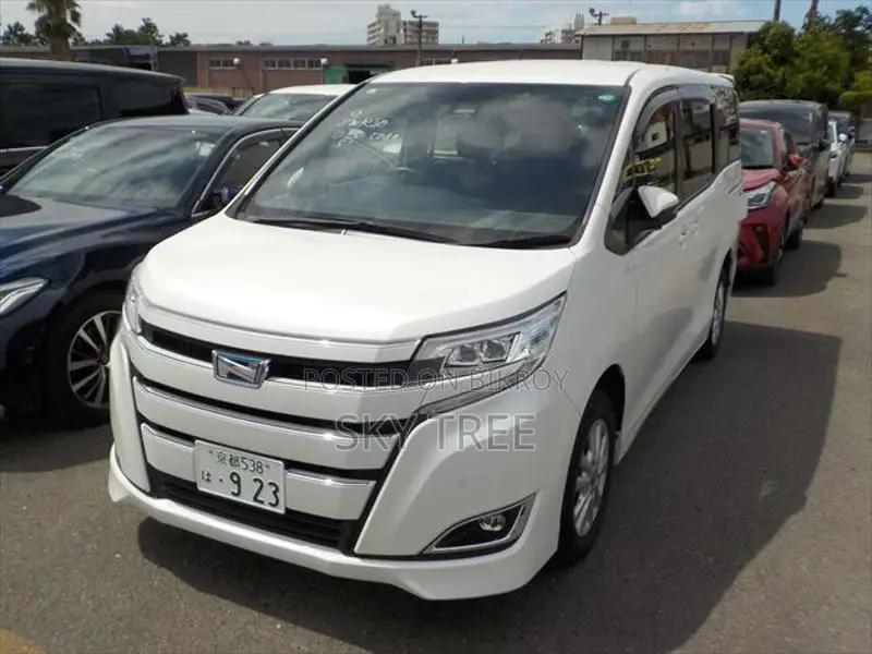 Toyota Noah G Package 2021