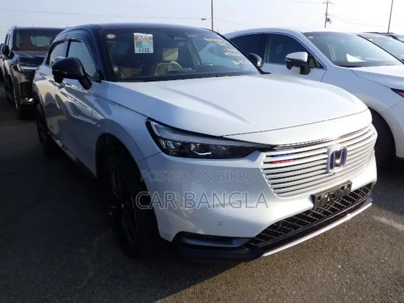 Honda Vezel E: HEV PLAY 2021