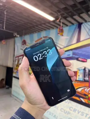 Apple iPhone XS (Used)