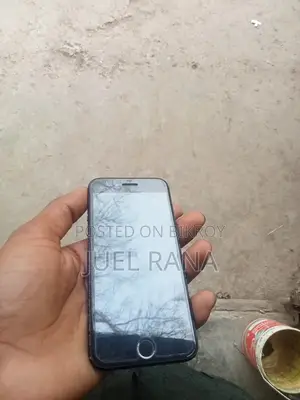 Apple iPhone 7 (ব্যবহৃত)