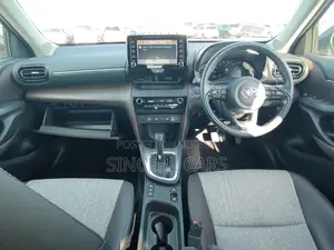 Toyota Yaris Cross Z LEATHER HYB 2021