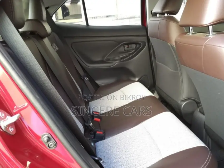 Toyota Yaris Cross Z LEATHER HYB 2021