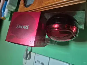 পারফিউম ব্র্যান্ড নিউ