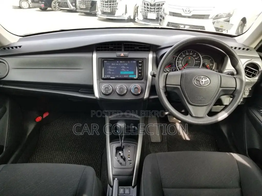 Toyota Fielder 2020