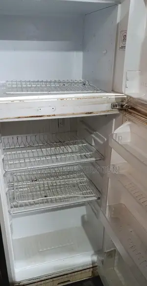 Urgent Sale: Rangs 190L Fridge