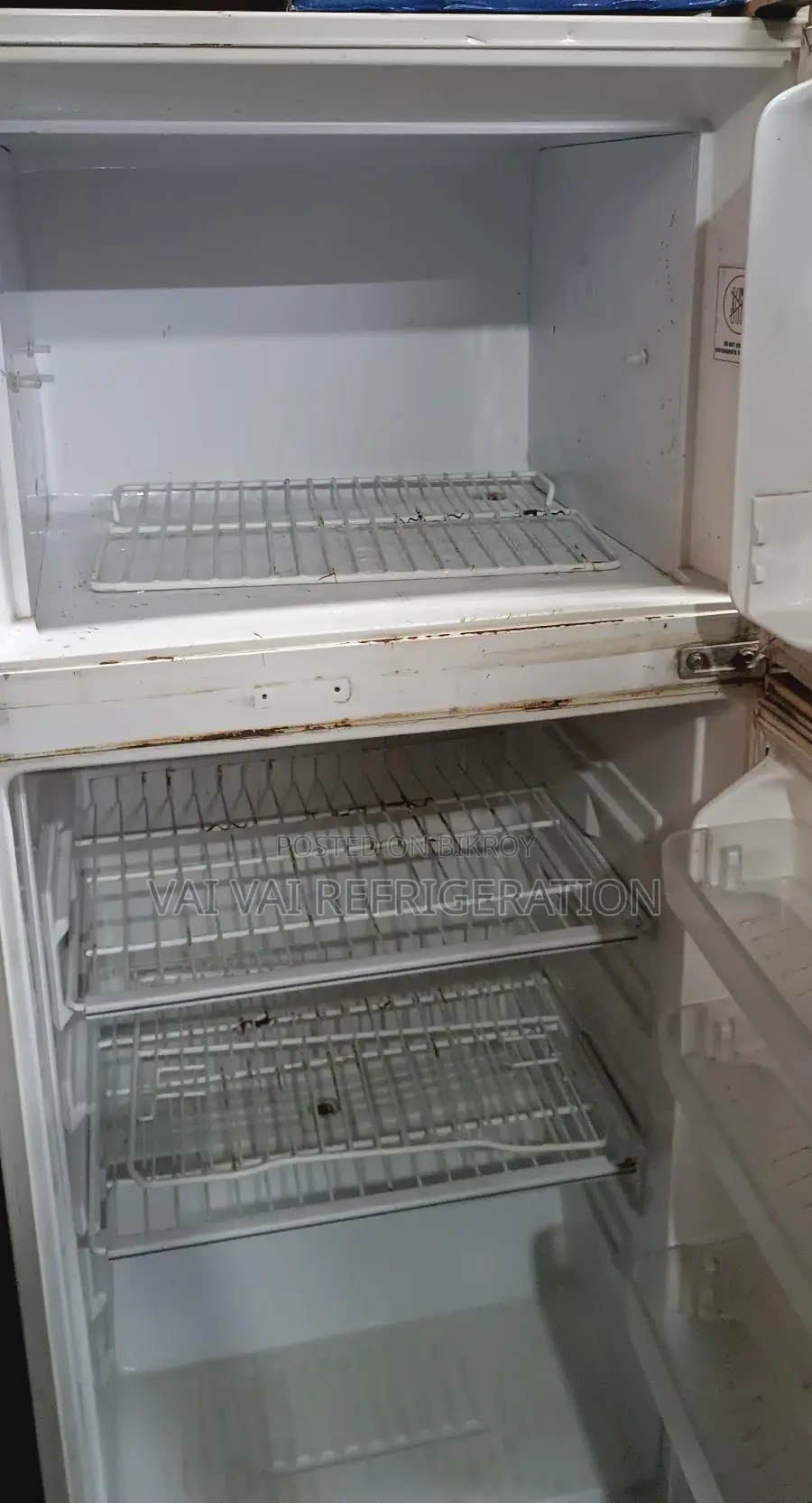 Urgent Sale: Rangs 190L Fridge